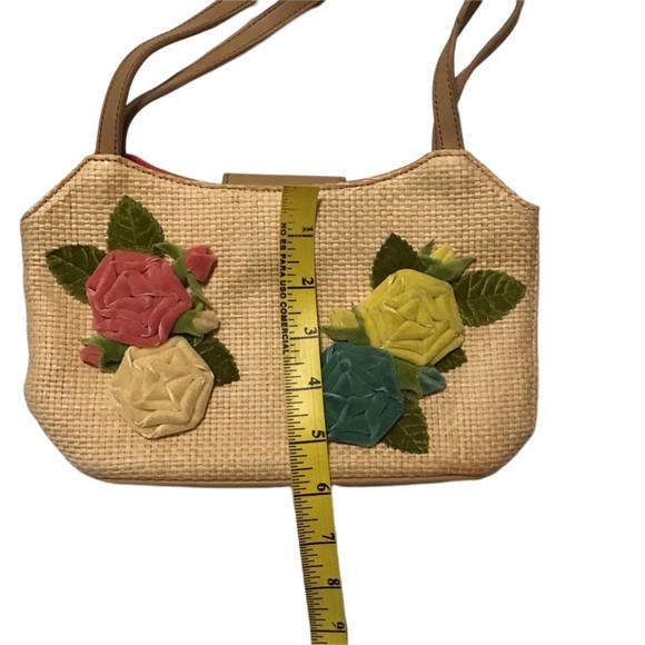 Fossil Forever small faux woven straw purse appliqué velvet flowers - Picture 4 of 7